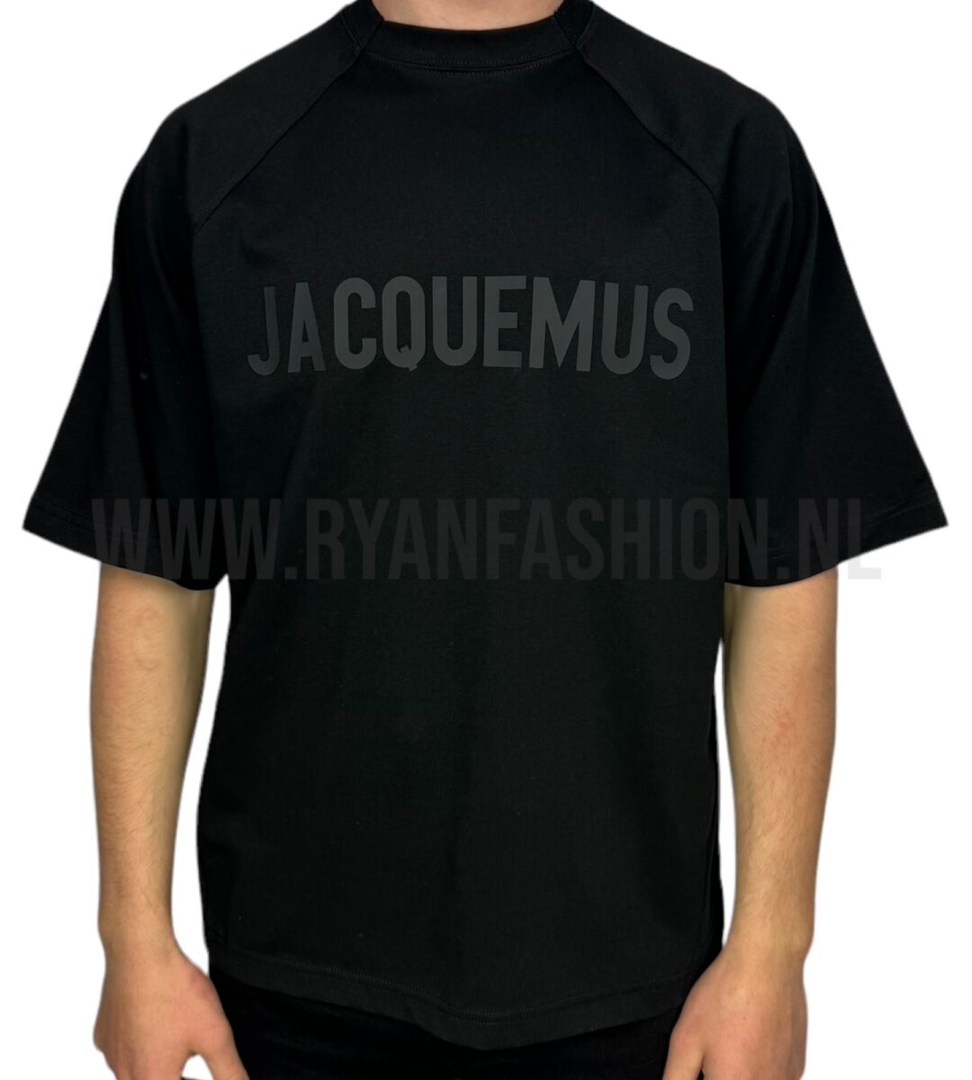 Jacquemus Le T-Shirt Typo Black