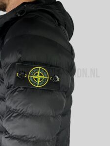 Stone Island Woven Chambers R-Nylon Down Jacket Zwart