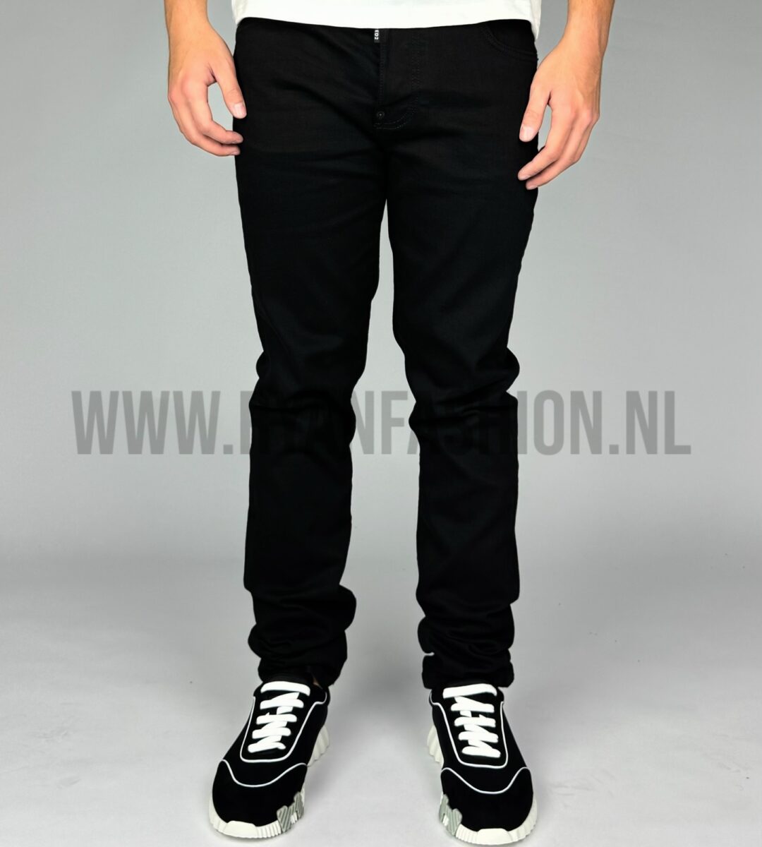 Dsquared2 Slim Fit Jeans Black S04