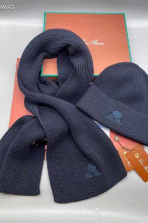 Loro Piana Wool Muts & Sjaal Set Darkblue