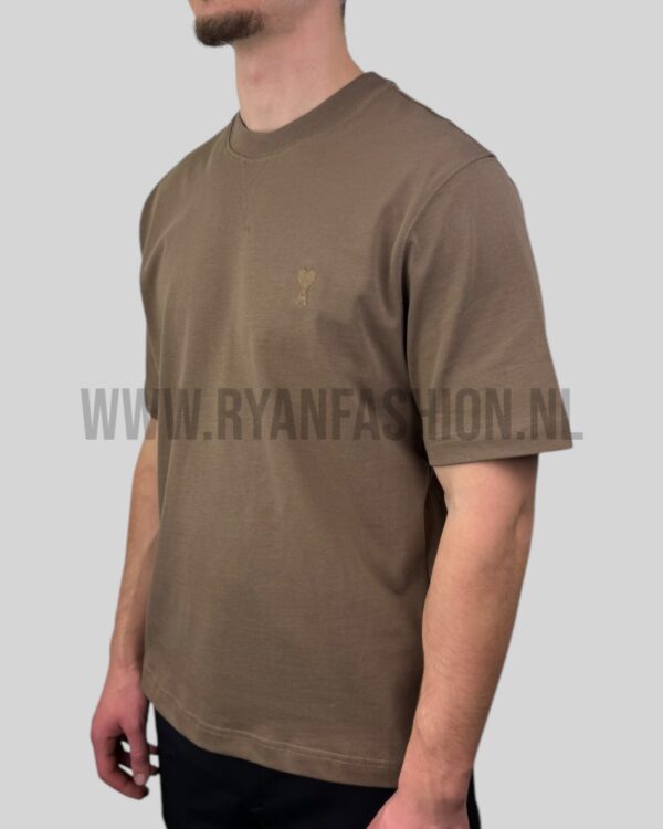 AMI Paris Tonal Heart Embroidered T-Shirt Brown - Afbeelding 2