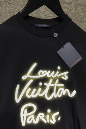 Louis Vuitton Glow Signature T-Shirt Black