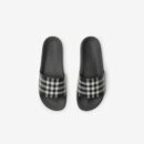 Burberry Furley Geruite Slippers Black