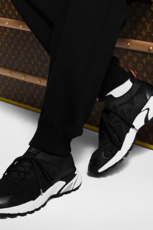 Louis Vuitton Runner Tatic Sneaker Black White